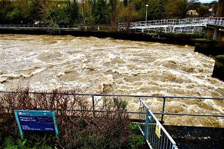 The River Medway Allington Lock Rough Water photo