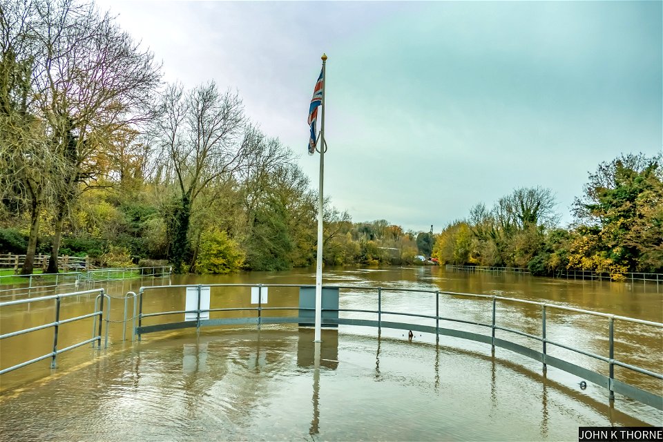 Allington Lock River Medway Flood