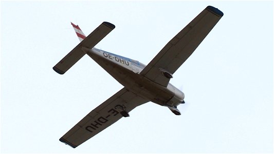Piper PA-28-151 Cherokee Warrior OE-DHU (3200 ft.)