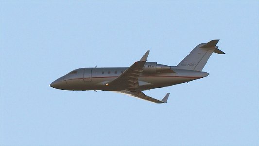 Bombardier CL-600-2B16 Challenger 605 9H-VFJ Vistajet Malta from Sao Tome (4200 ft.)