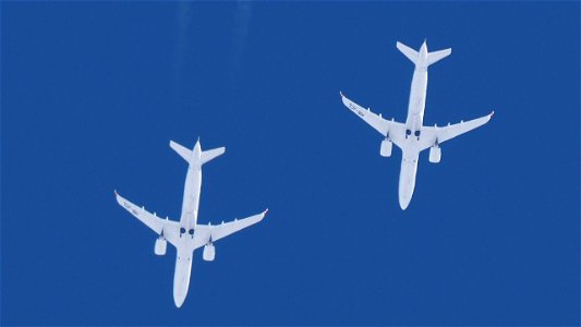 Airbus A220-300 (Bombardier CSeries CS300) HB-JCL Swiss - Zurich to Prague (31000 ft.)