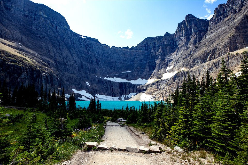 The Trail to Iceberg Lake photo