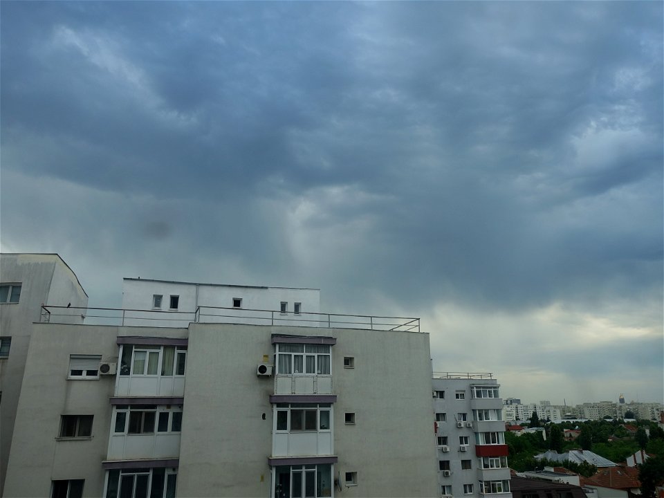 clouds_abrud2020_0607_071219_50334730887_o