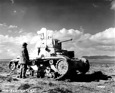 SC 170094 - Light medium Italian tank. Tunisia. 25 February, 1943.