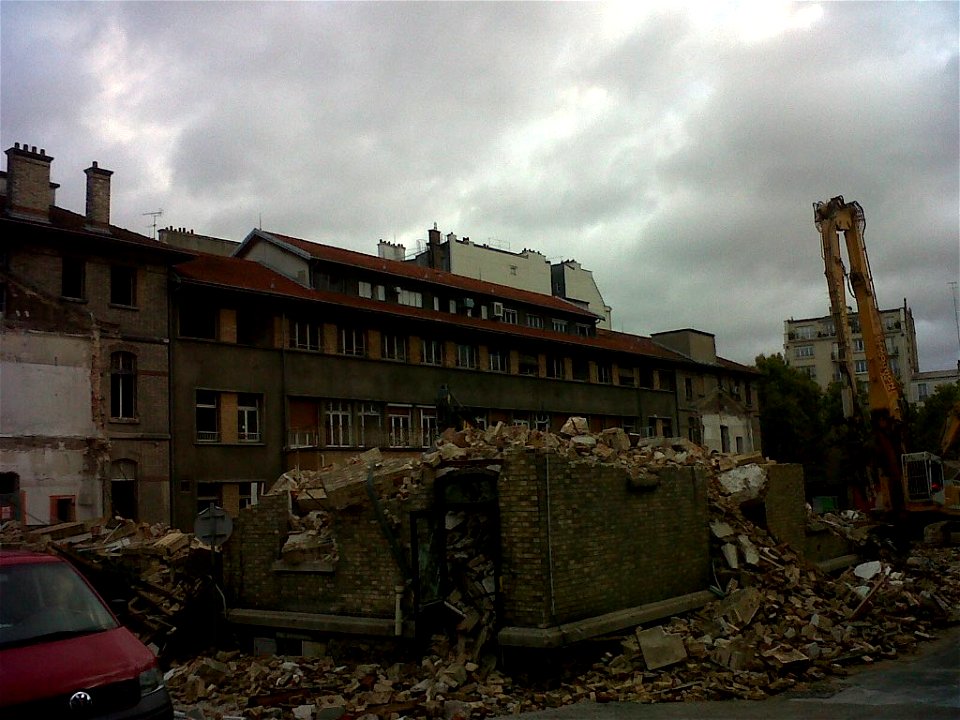 La destruction du batiment Maurice Lamy, Hôpital Necker-Enfants malades, Paris 15e