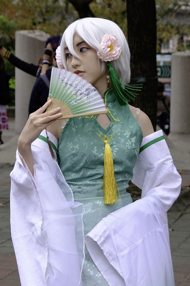 Charming Asian girl in japanese costume