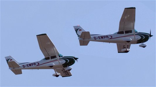 Cessna 172N Skyhawk II  D-EWPR (3100 ft.)