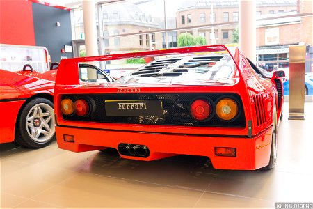 Ferrari F40 photo