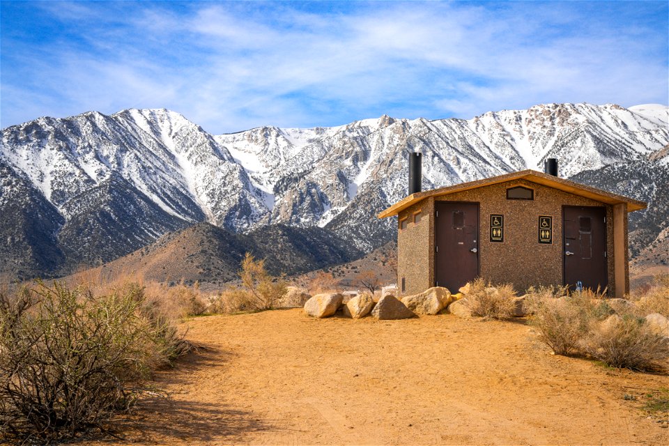 Tuttle Creek Campground (Alabama Hills)
