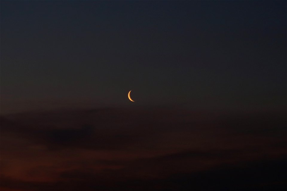 Moonrise_aft-sunset2023_0217_070944(1)