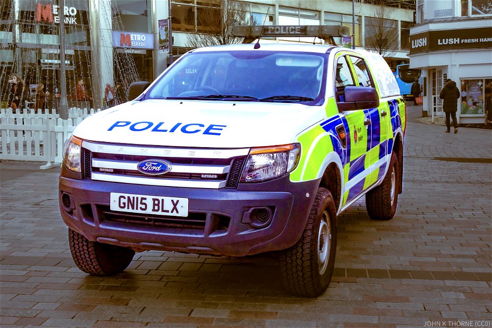 GN15BLX FORD KENT POLICE