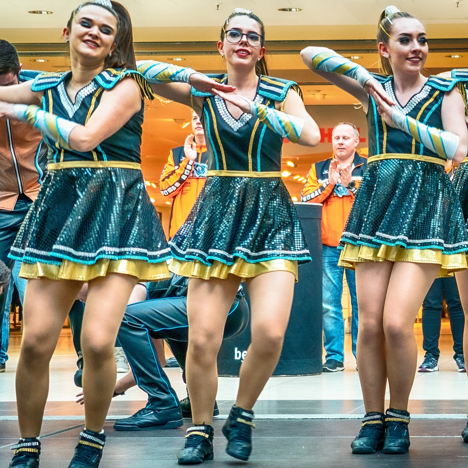 Group of cheerleaders in action