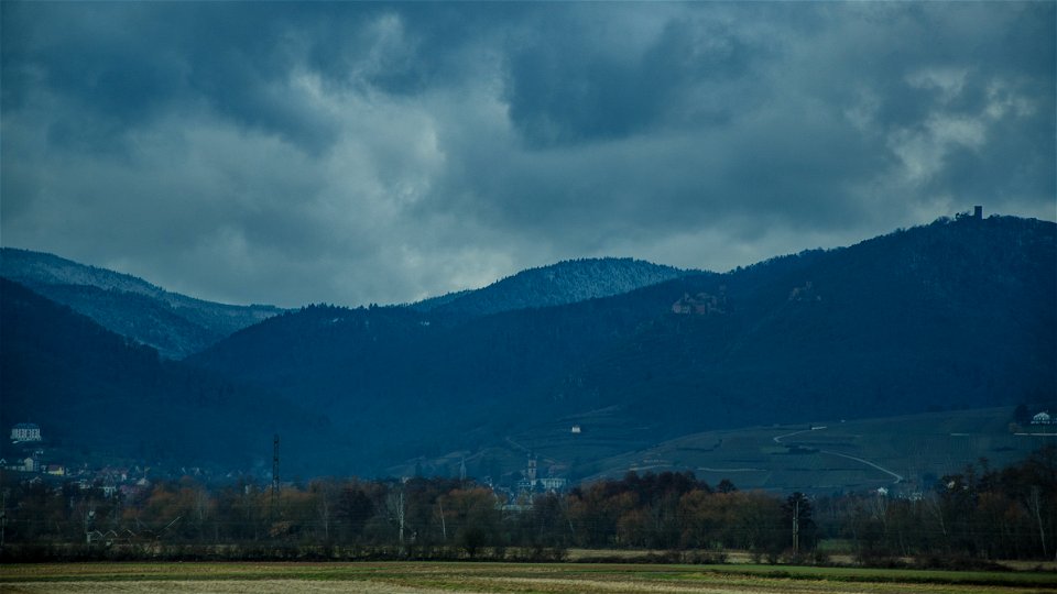 Ribeauvillé et ses châteaux à l'entrée de la vallée du Strengbach