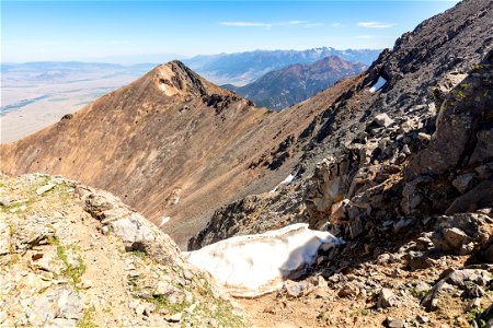 Custer-Gallatin National Forest, Emigrant Peak Trail: summit ridge looking north