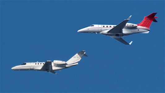 Embraer 505 Phenom 300 D-CFMI GEMU Gebrüder Muller GmbH from Schwäbisch Hall (4100 ft.) & Cessna 525C CitationJet 4 OE-GTI Smartline from Graz (3800 ft.)