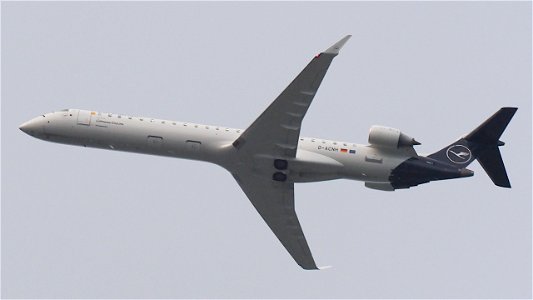 Mitsubishi CRJ-900LR D-ACKH Lufthansa CityLine from Geneva (7400 ft.)