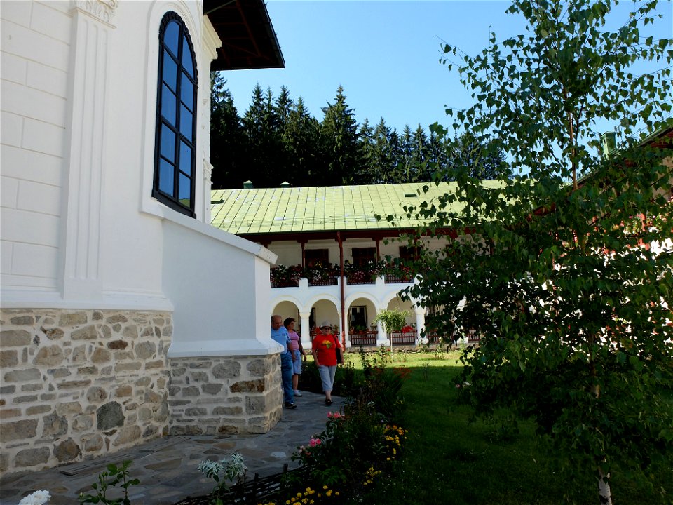 manastirea_Agapia2015_0808_152542