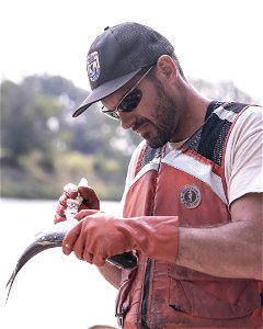 Invasive Carp Research on the James River in South Dakota. Photo: Sam Stukel (USFWS)