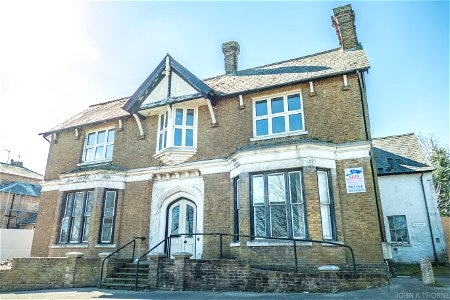Due to be demolished! 79 London Road Maidstone. A few photos for history.