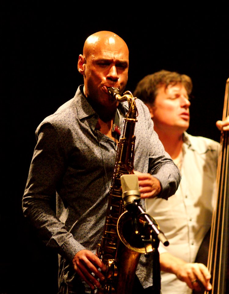 James Farm 1 juni 2011 de Roma Antwerpen - Joshua Redman & Matt Pennman
