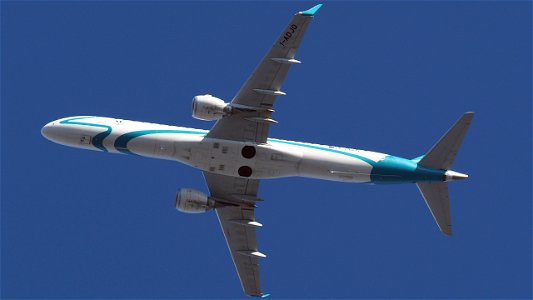 Embraer E195LR I-ADJQ Air Dolomiti from Venice (7600 ft.)