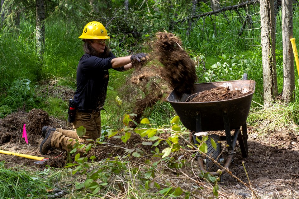 Student Conservation Association trail crew 2021
