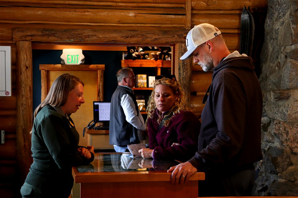 Jenny Lake Visitor Center Ranger Answers Visitor Questions