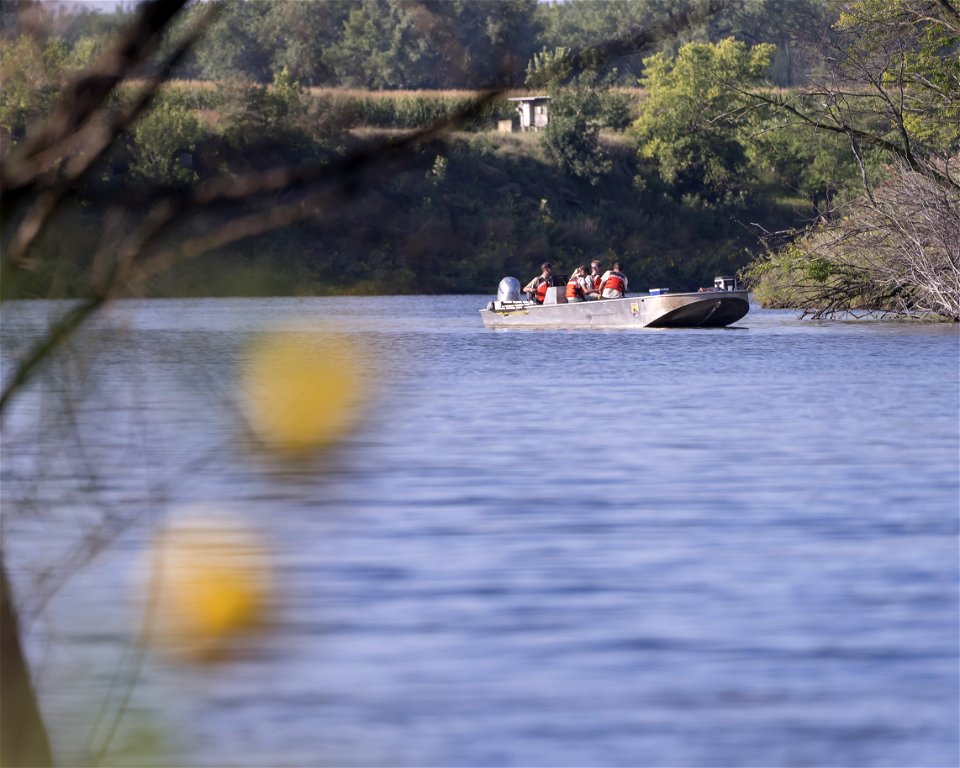 Invasive Carp eDNA Sampling on the James River in South Dakota. Photo: Sam Stukel - USFWS.