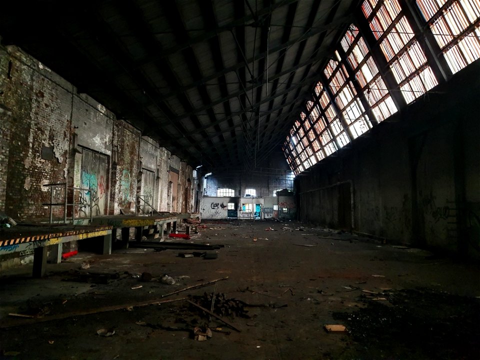 Urbex voormalig rangeerterrein Rue N, St. Martin