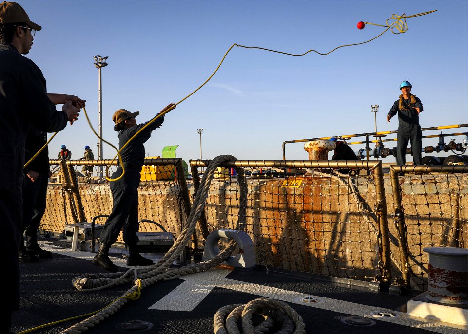 USS Porter (DDG 78) Returns to Rota