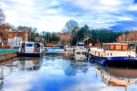 Allington Lock Frozen Icy River
