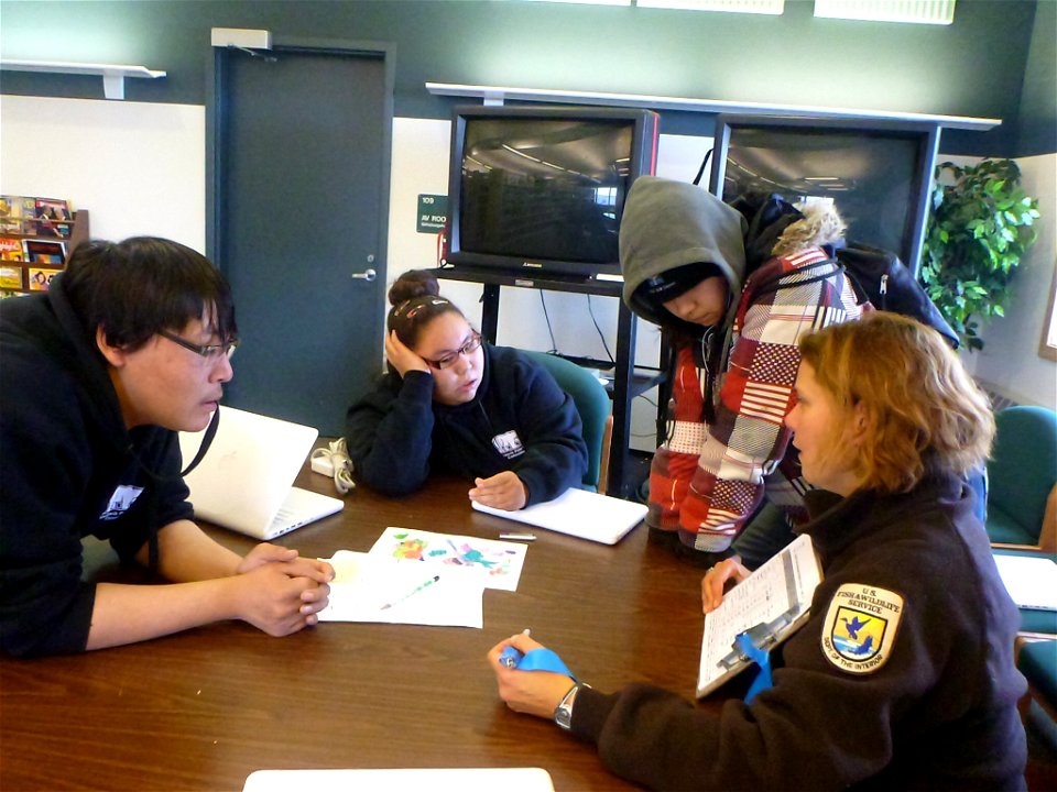 2015_Arctic_KaktovikYouthAmbassadors_ReviewingVisitorData