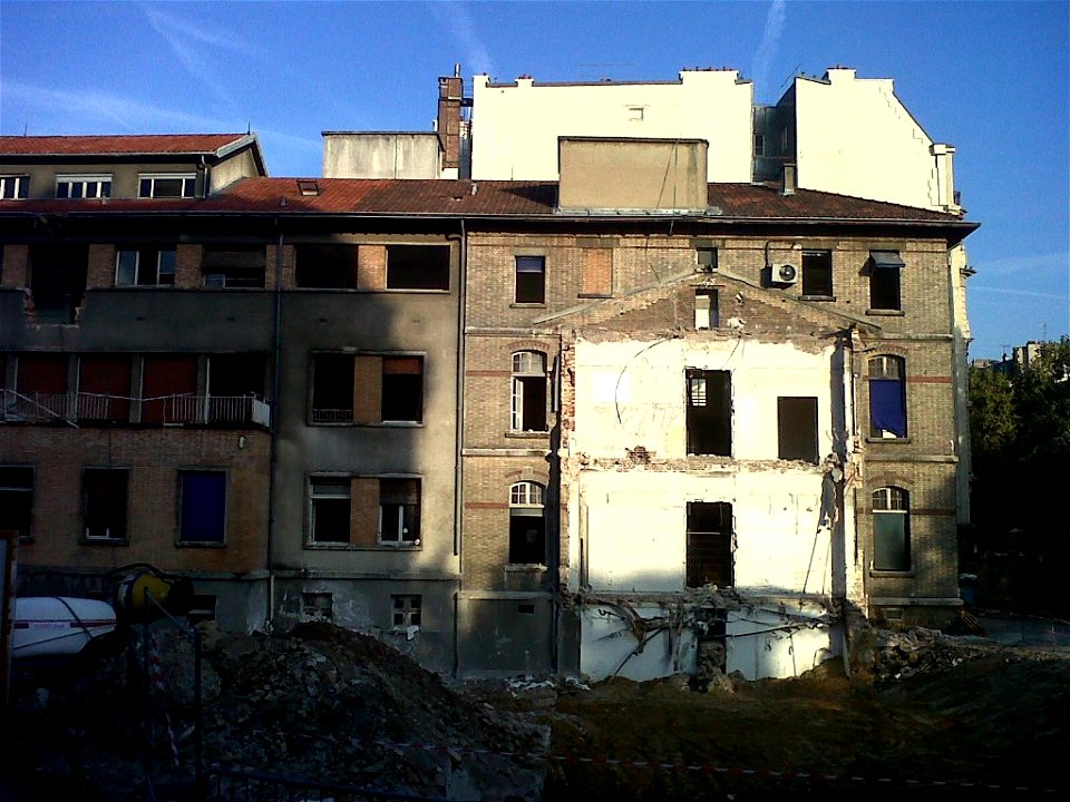 La destruction du batiment Maurice Lamy, Hôpital Necker-Enfants malades, Paris 15e