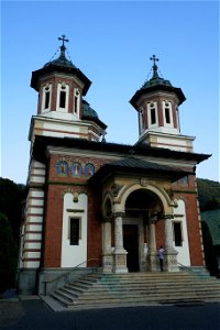 Sinaia-monastery_2018_0826_190026