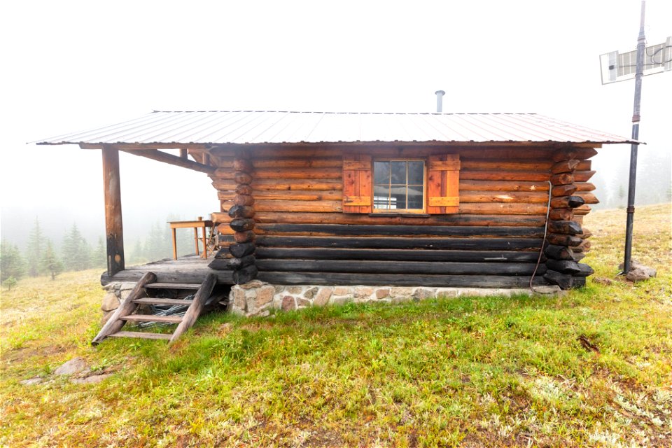 Lamar Mountain Patrol Cabin: west view