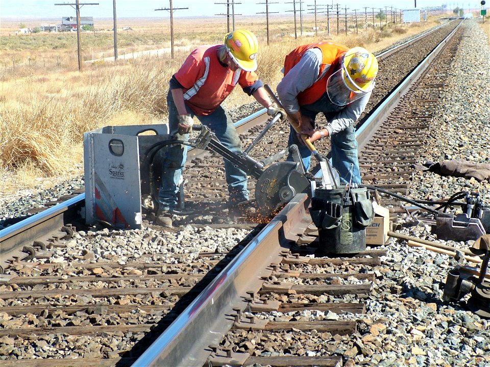Fire Investigation: railroad operations and maintenance