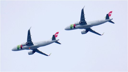 Airbus A320-251N CS-TVP TAP Air Portugal from Lisbon (11000 ft.) photo