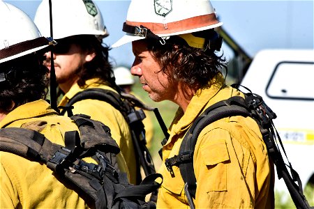 BLM’s Folsom Lake Veterans Crew perform RX Burn at Cosumnes River Preserve restoring critical habitat.