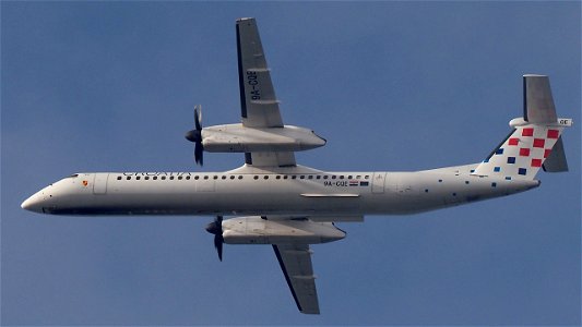 Bombardier Dash 8-Q402 9A-CQE Croatia Airlines from Split (7100 ft.) photo