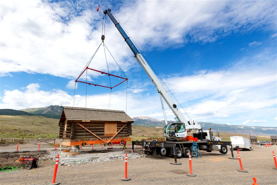 North Entrance Improvement Project: removing old entrance station (2)