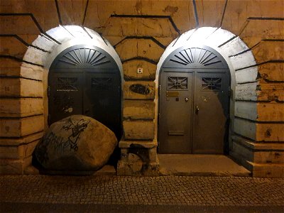 Berlin, Liebling, du schließt die Tür ab?