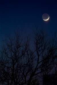 Moon on 2022:03:04 17:37 UT