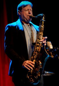 Dave Holland 'Aziza', TivoliVredenburg Utrecht 13 november 2018 - Chris Potter photo