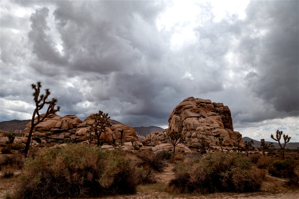 Storm approaches Hidden Valley