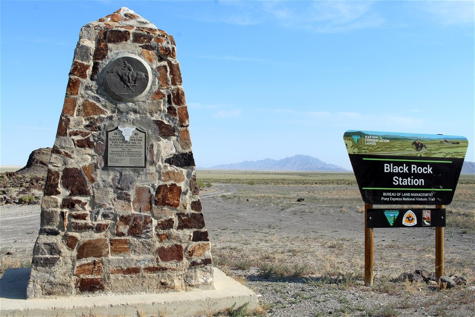 Pony Express Marker Black Rock Station on road to Fish Springs NWR