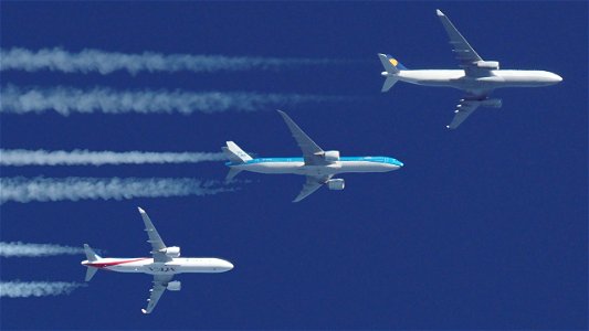 A Boeing in an Airbus sandwich: