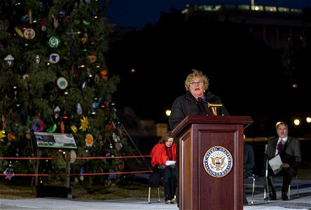 CapitolXmasTreeLighting-WashingtonDC-029