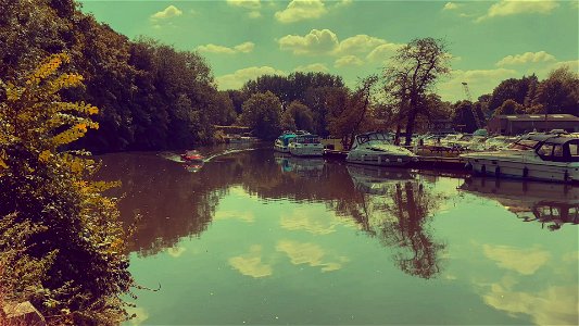 Dutton Amphibious Car. River Medway. Allington Marina.