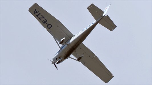 Cessna 172S Skyhawk SP D-EZTA Flugschule Jesenwang - Roundtrip Jesenwang (4200 ft.)
