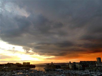 Orage sur le vieux-port